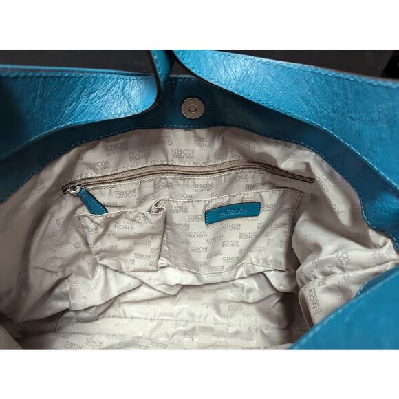 Michael Kors bucket boho Purse bag Chain Handle Strap leather Teal PreOwned - Picture 7 of 9